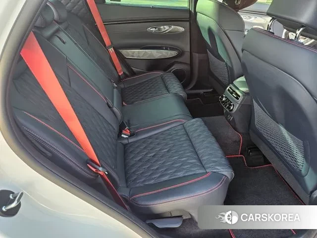 Genesis GV70 2021 Белый из Кореи, фото 6