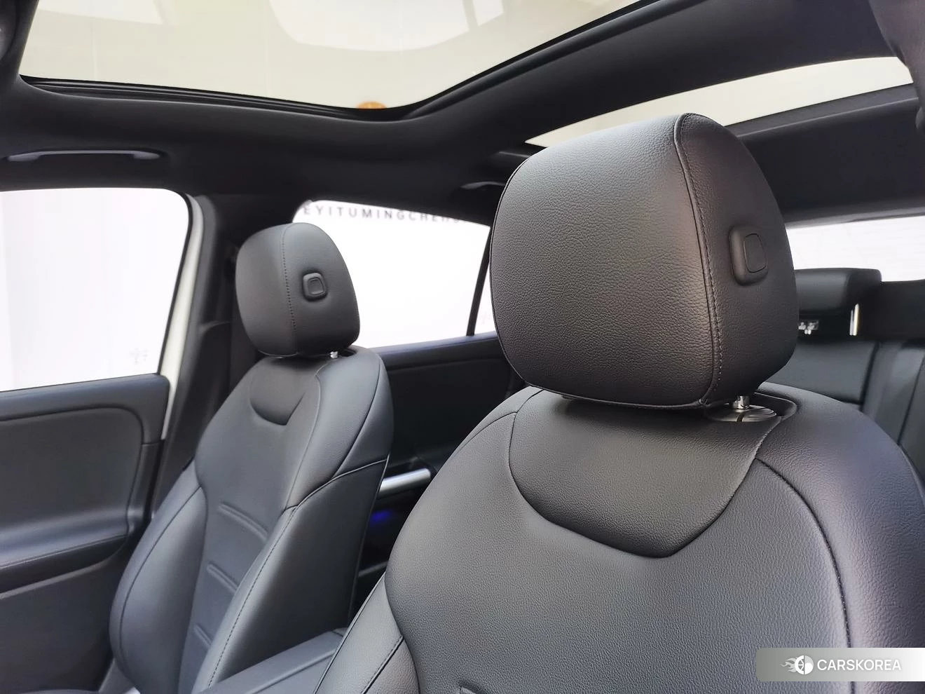 Mercedes-Benz GLA 2021 Белый из Китая, фото 6