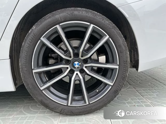 BMW 3 series 2023 Белый из Китая, фото 6