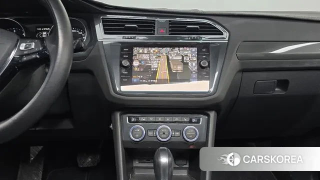 Volkswagen Tiguan second Generation 2020 Черный из Кореи, фото 6