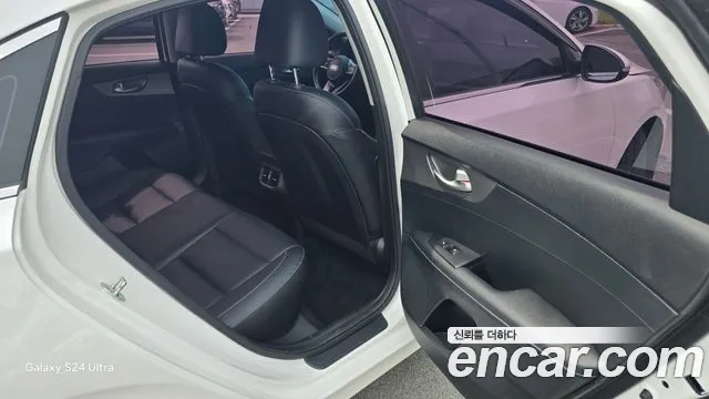 Kia Come New K3 id 2719577 из Кореи 6