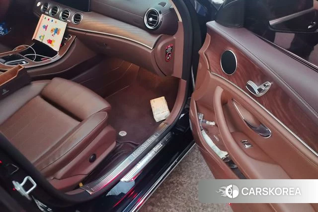 Mercedes-Benz E-class 2019 Черный из Китая, фото 6