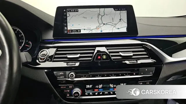 BMW 5 Series (G30) 2018 Белый из Кореи, фото 6