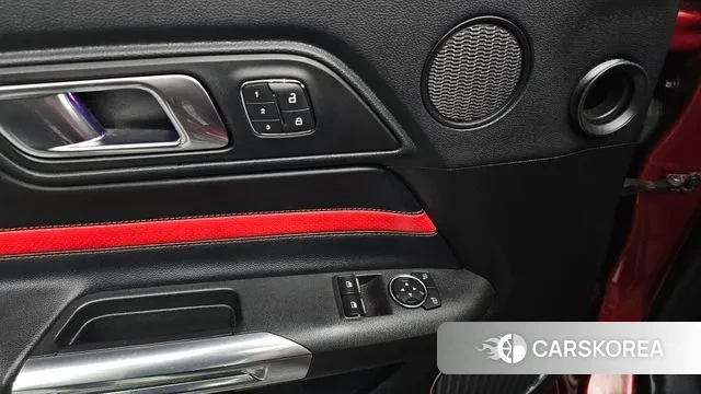 Ford Mustang 2019 Красный из Кореи, фото 6