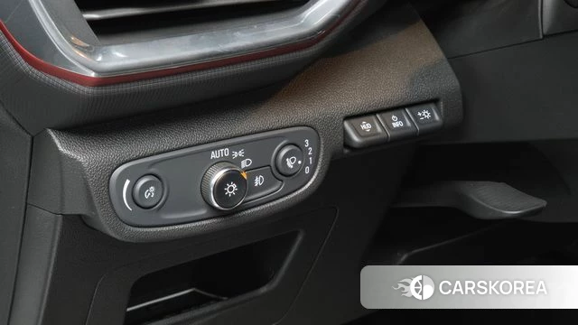 Chevrolet (GM Daewoo) Trailblazer 2022 Белый из Кореи, фото 6