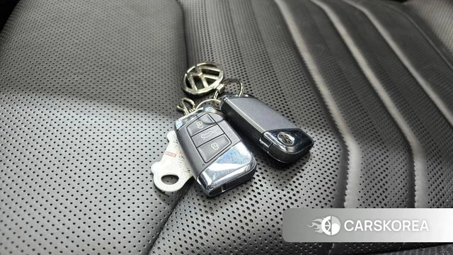 Volkswagen Arteon 2019 Белый из Кореи, фото 6