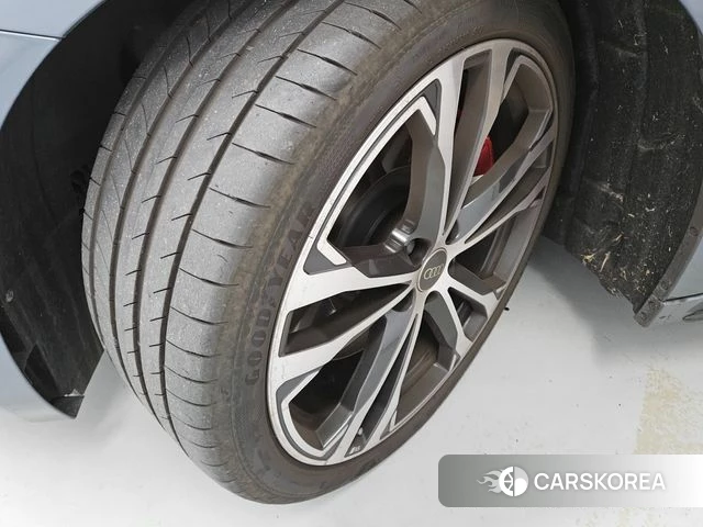 Audi S5 (B10) 2025 Синий из Кореи, фото 6