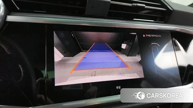 Audi Q3 (F3) 2022 Белый из Кореи, фото 6