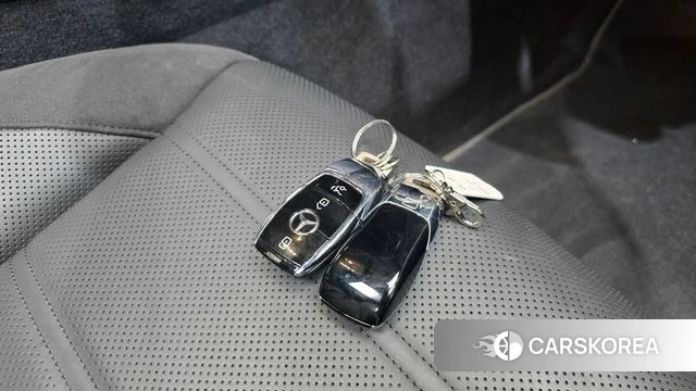 Mercedes-Benz E-Class W213 2023 Серый из Кореи, фото 6
