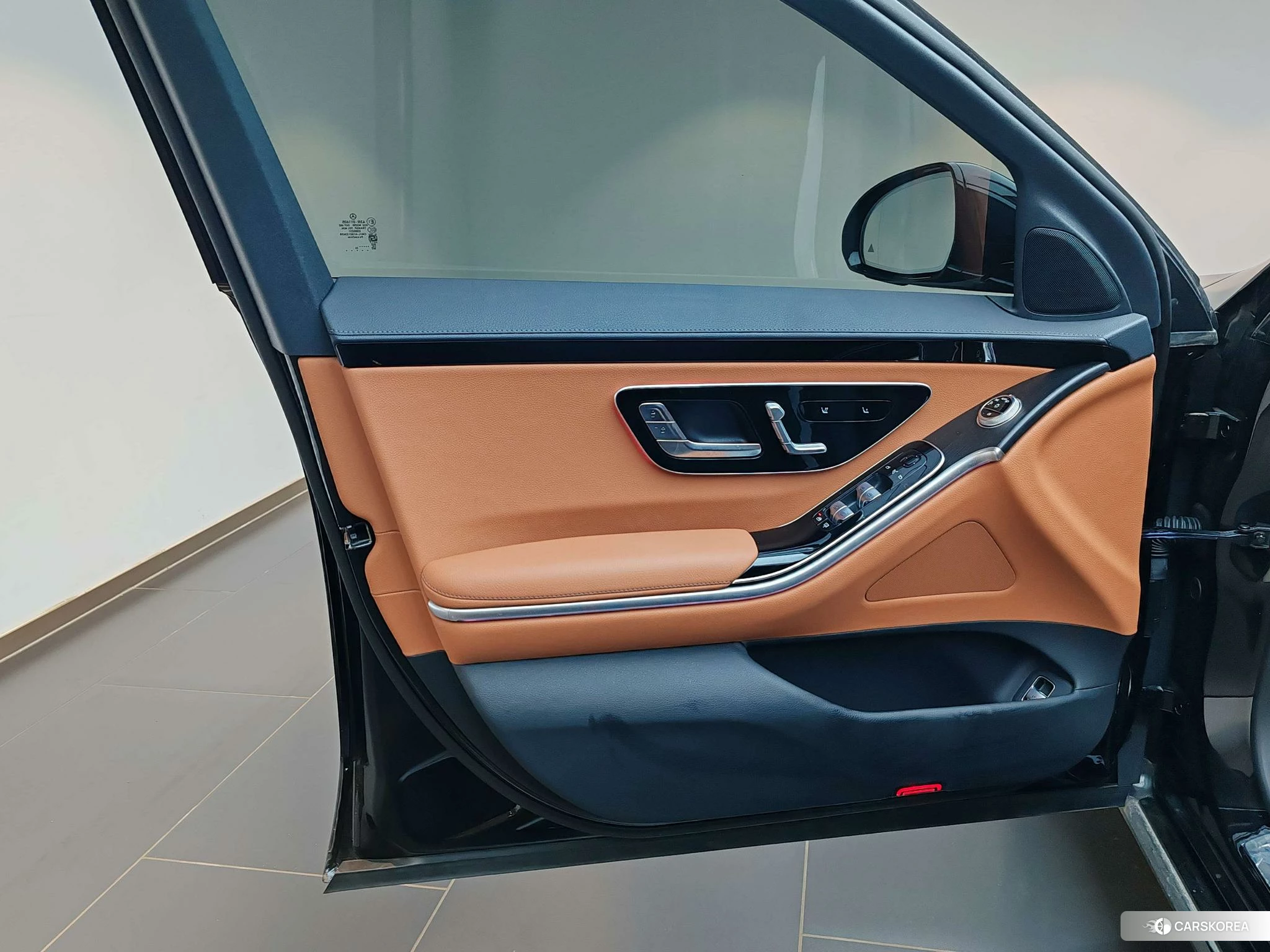 Mercedes-Benz S-class 2023 Черный из Китая, фото 6