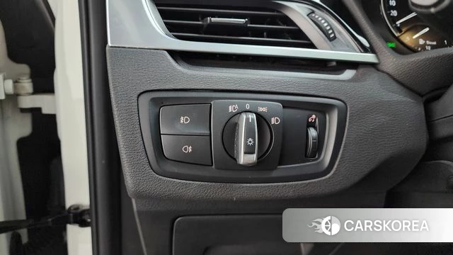 BMW X1 (F48) 2018 Белый из Кореи, фото 6