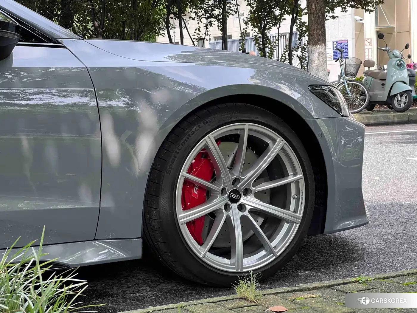 Audi RS 7 2025 Silver/gray из Китая, фото 6