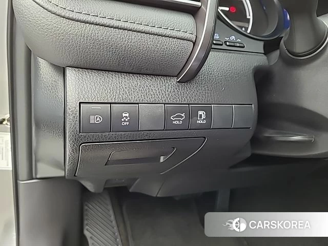 Toyota Camry (XV70) 2022 Серый из Кореи, фото 6