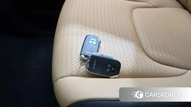 Kia Carnival 4th generation 2023 Белый из Кореи, фото 6