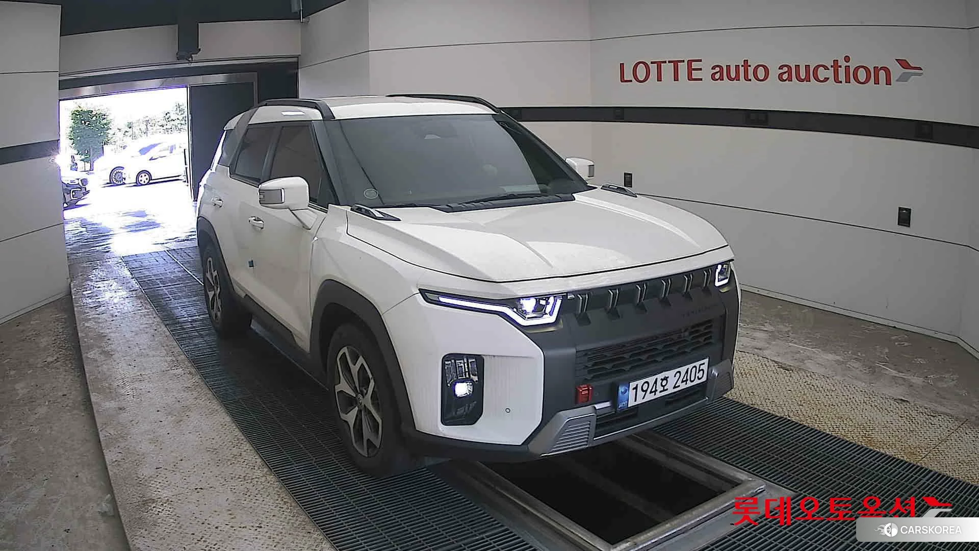 SsangYong Torres 2023 Grand White из Кореи, фото 6
