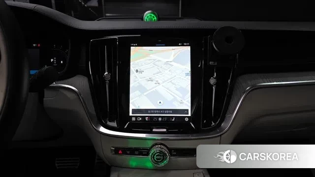 Volvo S60 3rd generation 2022 Белый из Кореи, фото 6