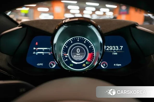 Aston Martin Vantage 2nd Generation 2019 Красный из Кореи, фото 6