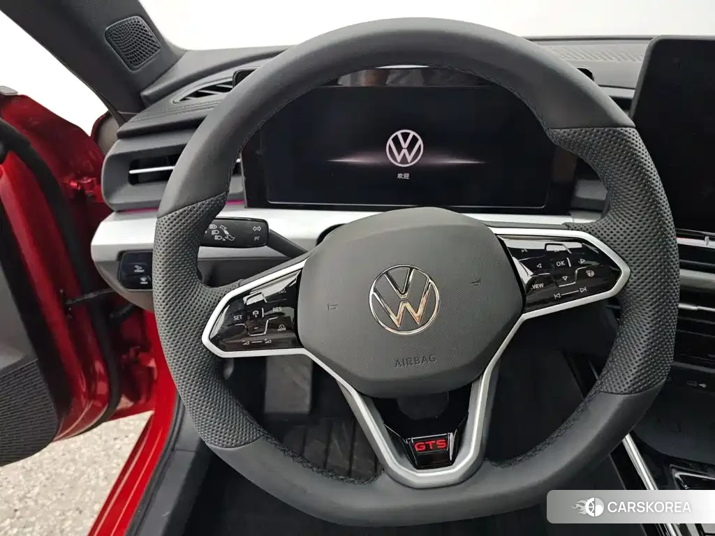 Volkswagen Lamando 2025 Red/purple из Китая, фото 6