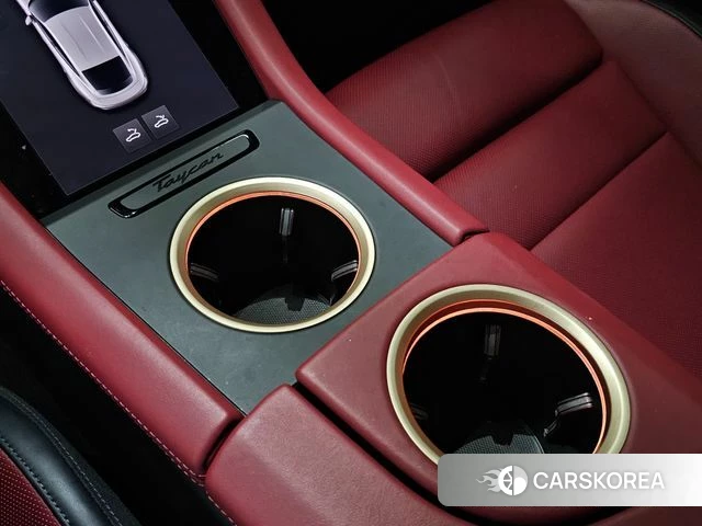 Porsche Taycan 2025 Черный из Кореи, фото 6