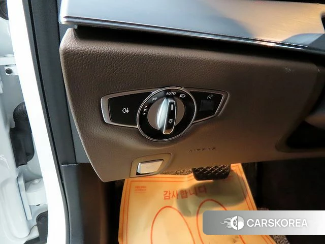 Mercedes-Benz E-Class W213 2021 Белый из Кореи, фото 6