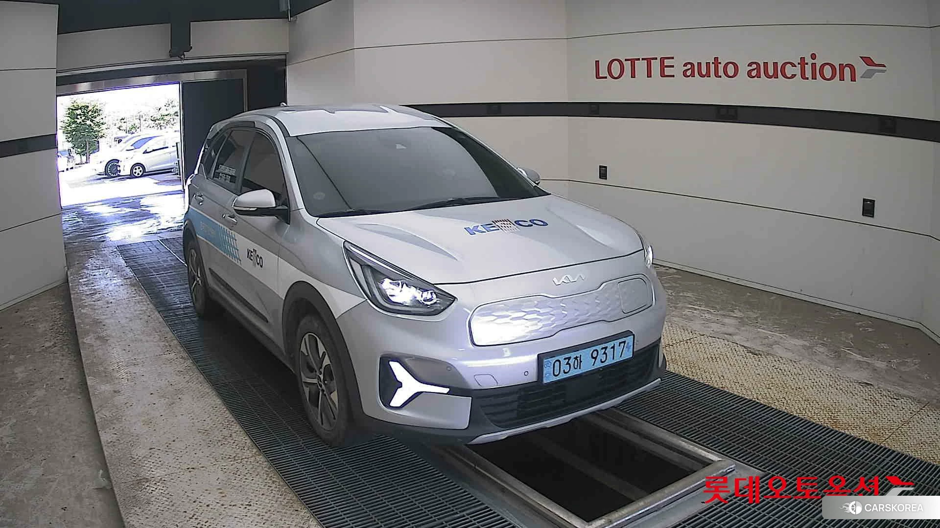 Kia Niro Plus 2023 Sparkling Silver из Кореи, фото 6