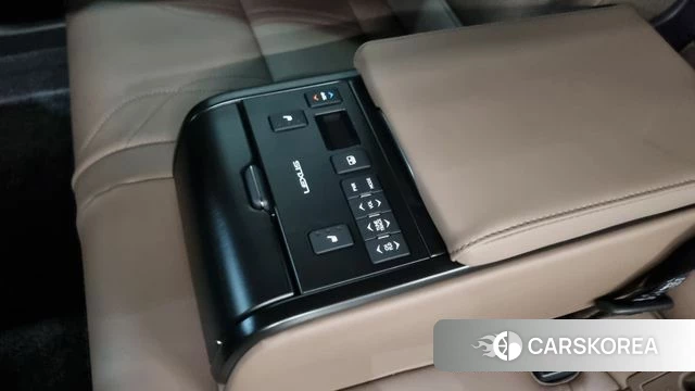 Lexus ES300h 7th generation 2025 Песочный из Кореи, фото 6