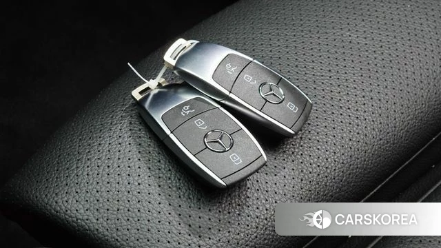 Mercedes-Benz C-Class W205 2020 Белый из Кореи, фото 6