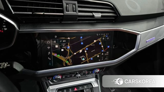 Audi Q3 (F3) 2023 Черный из Кореи, фото 6