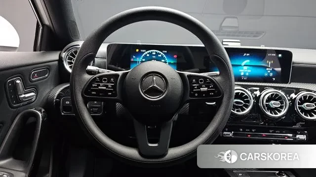 Mercedes-Benz A-Class W177 2020 Белый из Кореи, фото 6