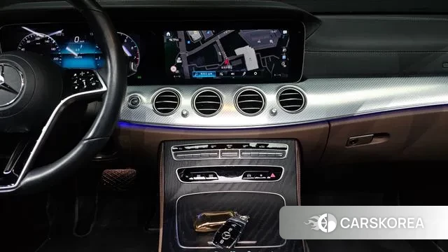 Mercedes-Benz E-Class W213 2021 Синий из Кореи, фото 6