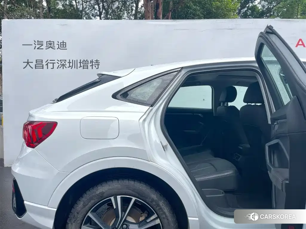 Audi Q3 Sportback 2023 Белый из Китая, фото 6