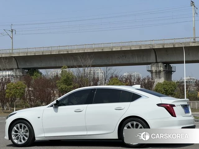 Cadillac CT5 2022 Белый из Китая, фото 6