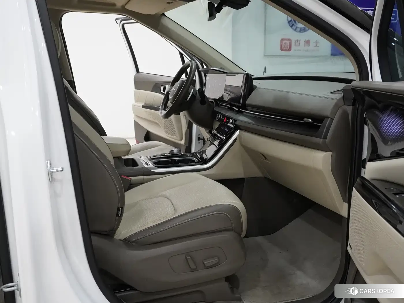 Kia Carnival 2021 Белый из Китая, фото 6