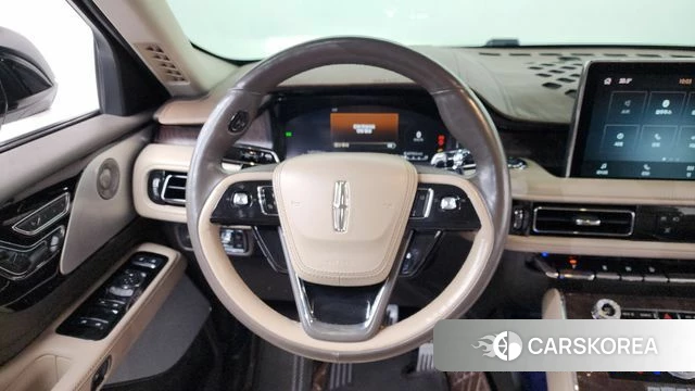 Lincoln Aviator 2nd generation 2021 Белый из Кореи, фото 6