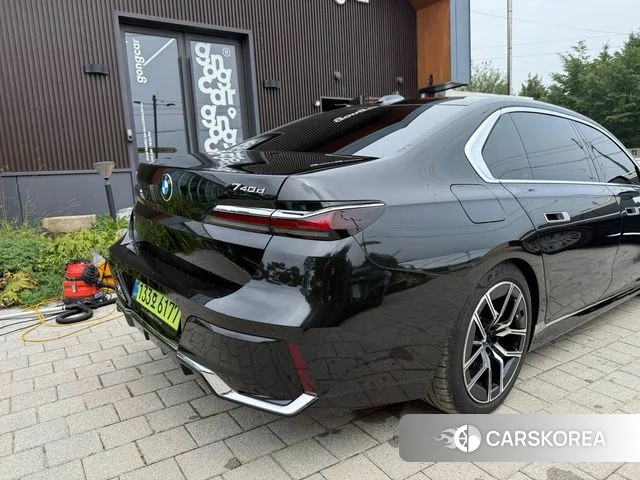BMW 7 Series (G70) 2025 Черный из Кореи, фото 6