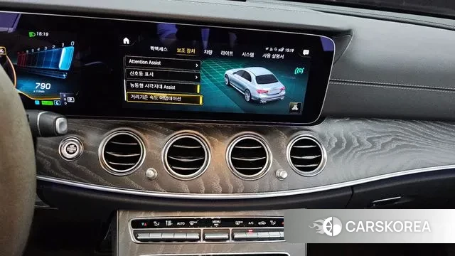 Mercedes-Benz E-Class W213 2023 Белый из Кореи, фото 6