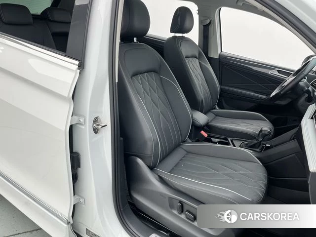 Volkswagen Tiguan L 2023 Белый из Китая, фото 6