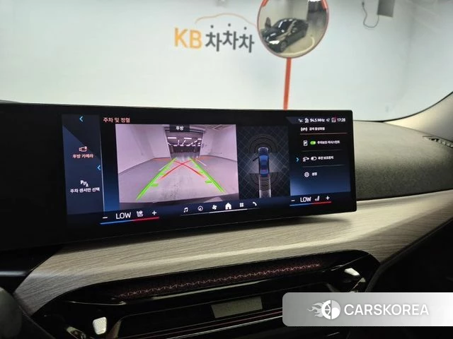 BMW 3 Series (G20) 2025 Черный из Кореи, фото 6