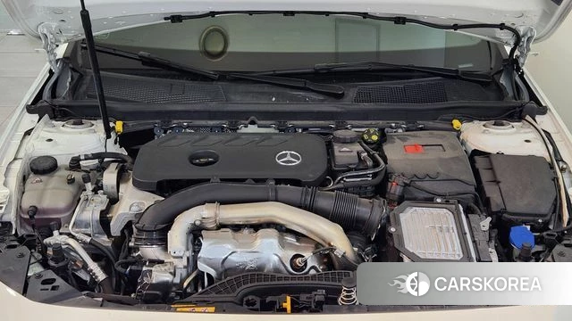 Mercedes-Benz A-Class W177 2024 Белый из Кореи, фото 6
