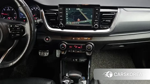 Kia Stonic 2019 Белый из Кореи, фото 6