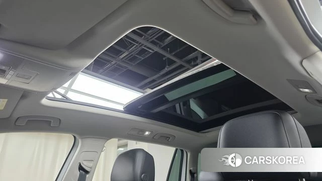 Volkswagen Tiguan Allspace 2023 Белый из Кореи, фото 6