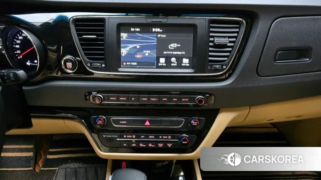 Kia The New Carnival 2019 Белый из Кореи, фото 6