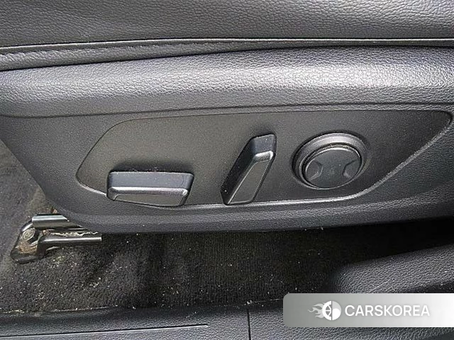 Kia Sportage 5th Generation Hybrid 2024 Белый из Кореи, фото 6