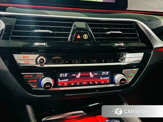 BMW 5 Series (G30) 2020 Белый из Кореи, фото 6