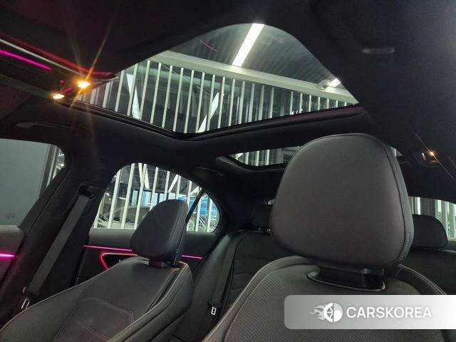 Mercedes-Benz E-Class W214 2025 Белый из Кореи, фото 6