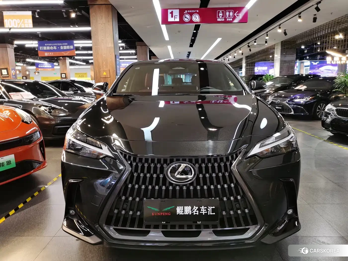 Lexus NX 2023 Черный из Китая, фото 6