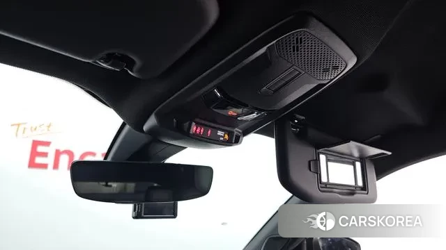 Peugeot e-2008 second generation 2021 Серебряный из Кореи, фото 6