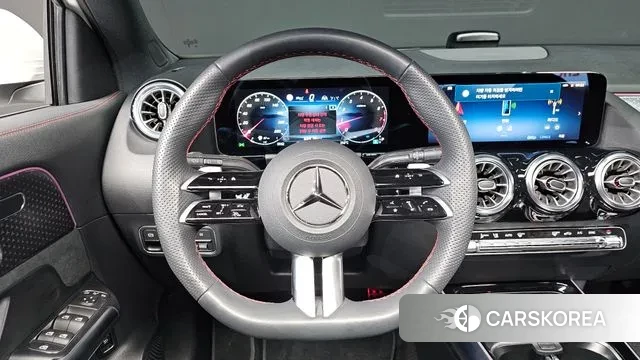Mercedes-Benz GLA - Class H247 2025 Белый из Кореи, фото 6