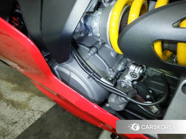 Ducati 1299 PANIGALE S id 4191850 из Японии 6