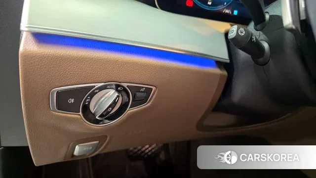 Mercedes-Benz E-Class W213 2020 Белый из Кореи, фото 6